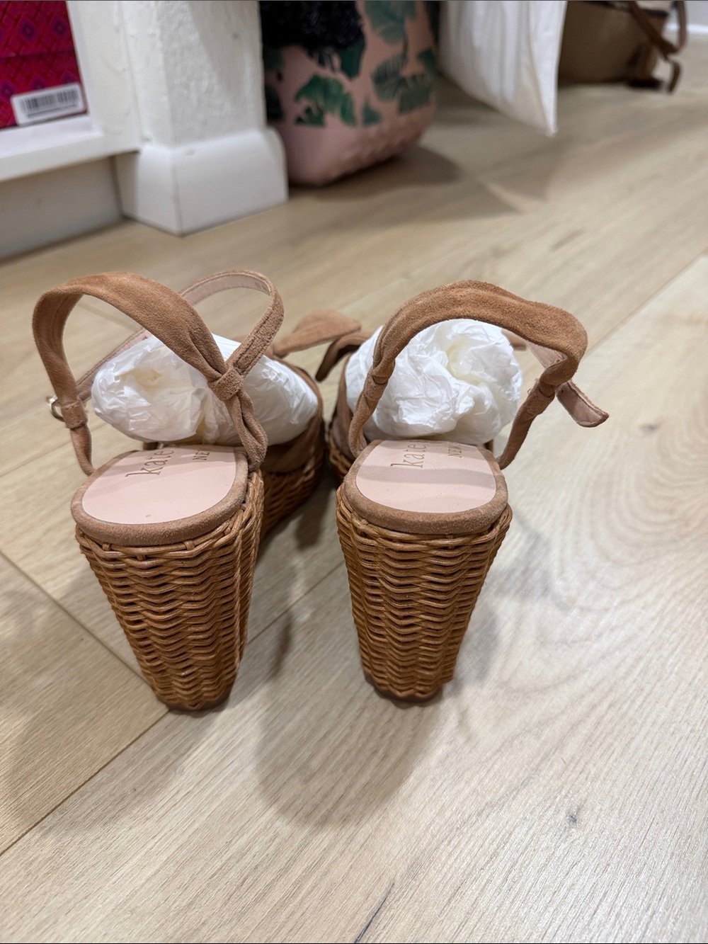 kate spade Tan Bow Wedge Sandals - Picture 7 of 7